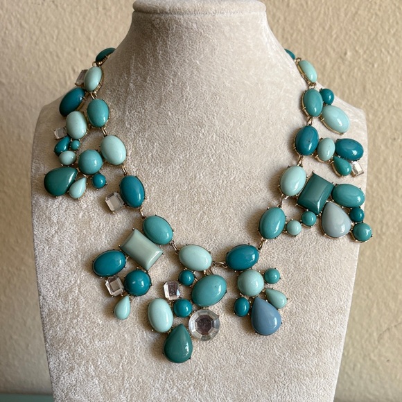 Charming Charlie Jewelry - Charming Charlie Teal Aqua Statement Bib Necklace Gold Tone Crystal 💎